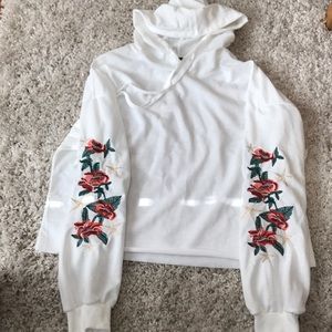 white floral sweat shirt